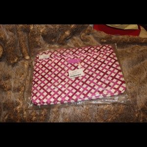 BRAND NEW VERA BRADLEY LAPTOP CASE